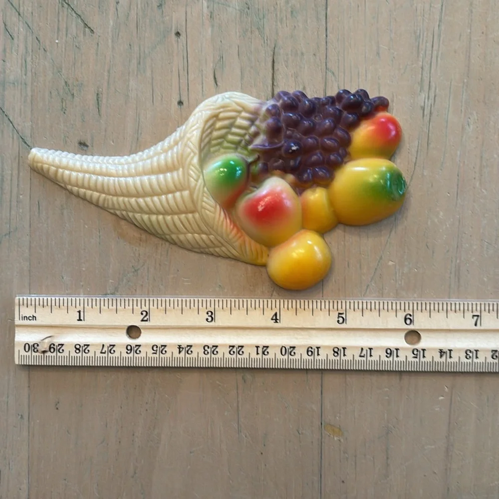 Vintage Thanksgiving and Cornucopia Cake Decorations